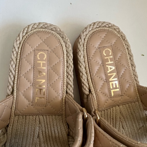 Chanel sandals - Picture 3 of 8